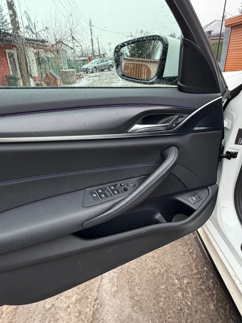 BMW 540 БЕЗУПРЕЧНО СЪСТОЯНИЕ КАТО НОВА НОВ ВНОС ГЕРМАНИЯ , снимка 11 - Автомобили и джипове - 53053810