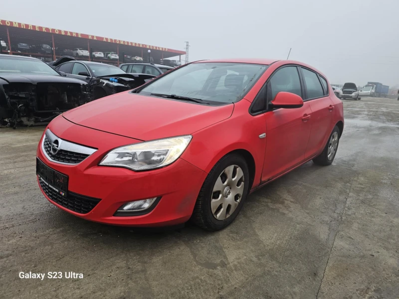 Opel Ascona 1.4, снимка 2 - Автомобили и джипове - 53463038