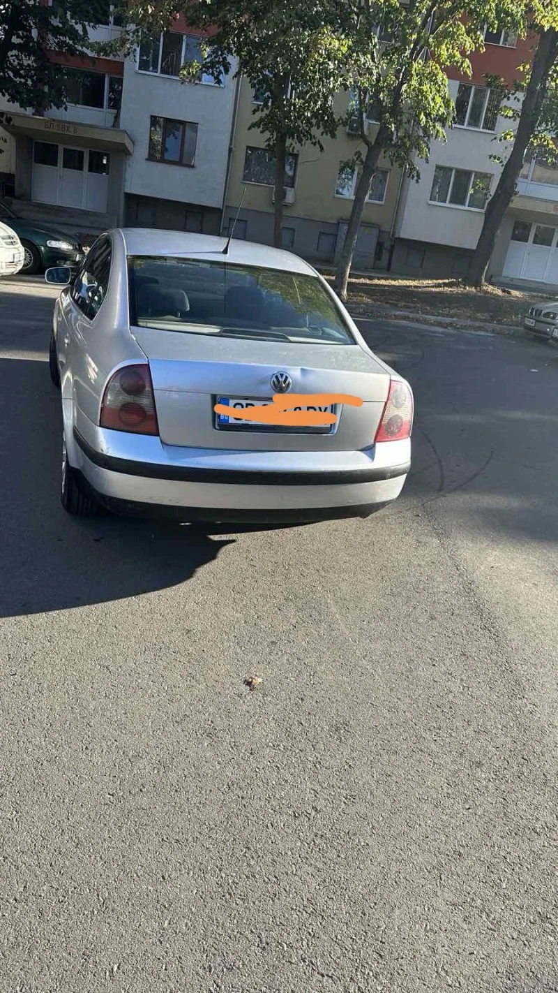 VW Passat, снимка 5 - Автомобили и джипове - 53500839