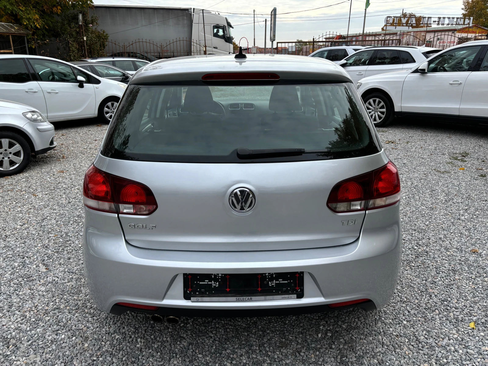 VW Golf 2.0TDI-R-Line - изображение 4