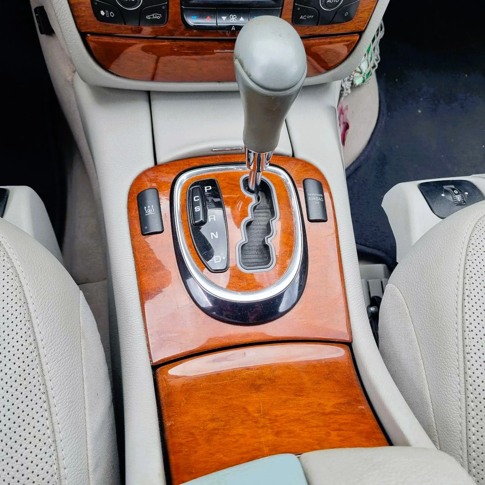 Mercedes-Benz S 350 4-matic, фейс, газ/бензин - изображение 10