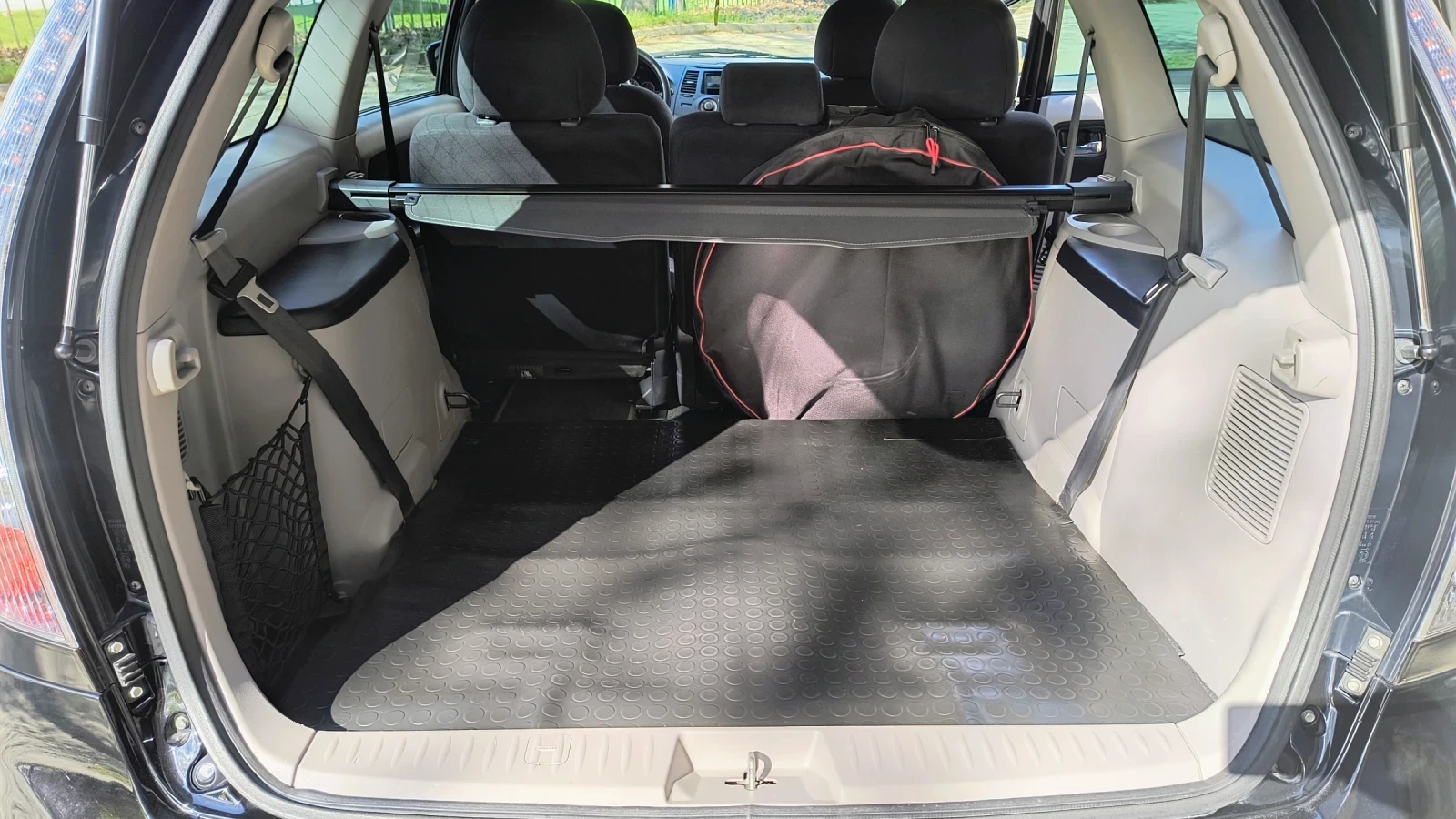 Mitsubishi Grandis 2.4 165hp - изображение 6