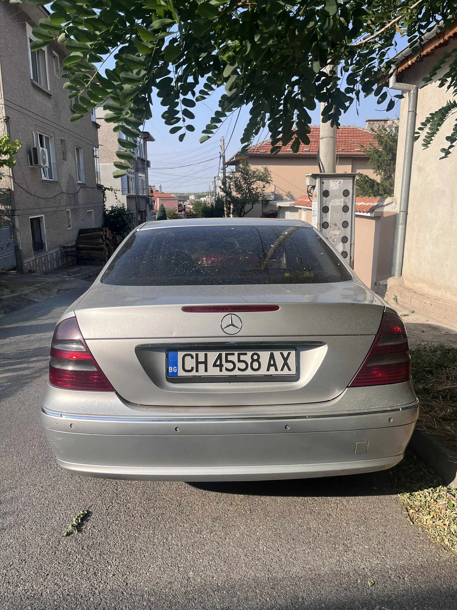 Mercedes-Benz E 200  - изображение 2