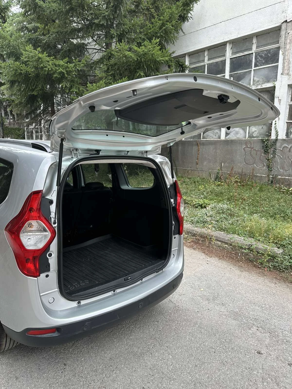 Dacia Lodgy  1.5DCI* NAVI* А/C - изображение 7