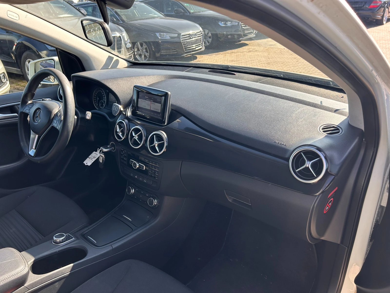 Mercedes-Benz B 200 CDI AVTOMAT/NAVI EURO 5 - изображение 10