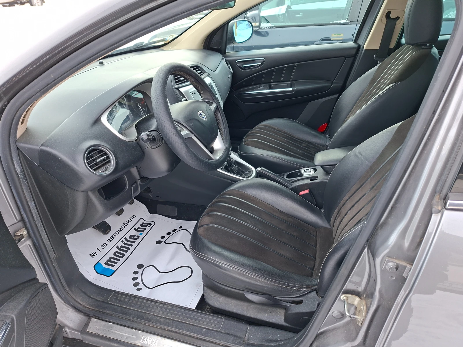 Lancia Delta 1.6-JTD 120кс.Кожен салон - изображение 8