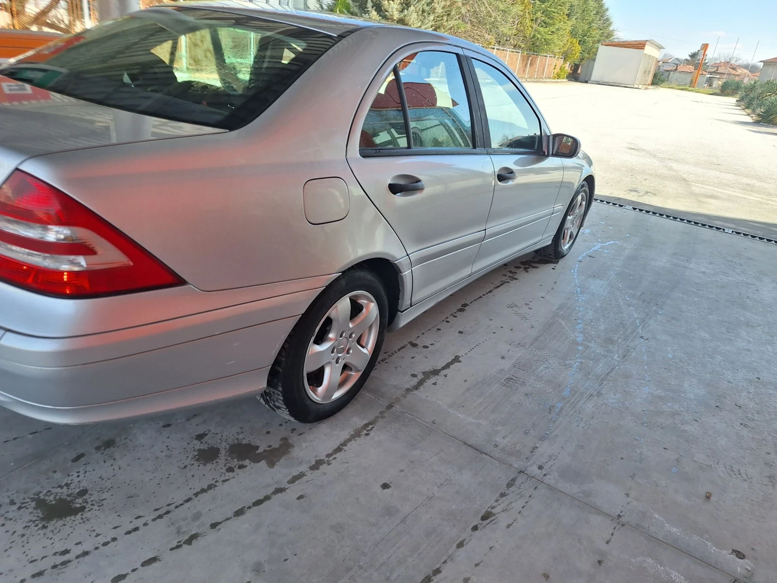 Mercedes-Benz C 200, снимка 6 - Автомобили и джипове - 53780764