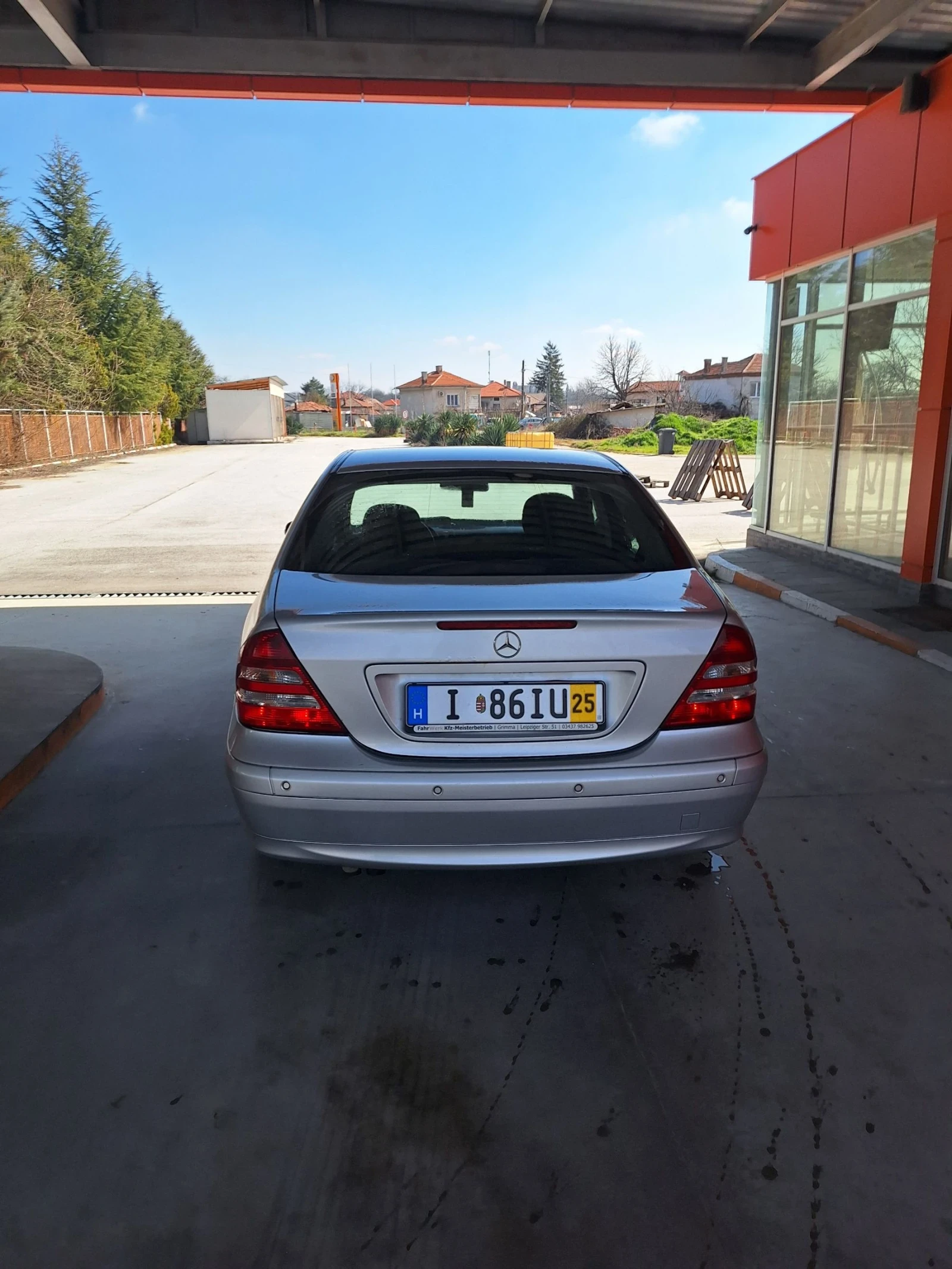 Mercedes-Benz C 200, снимка 2 - Автомобили и джипове - 53780764