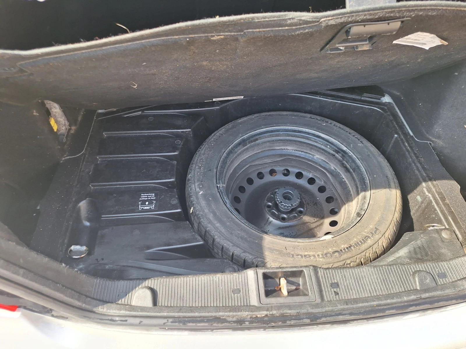 Mercedes-Benz C 200, снимка 13 - Автомобили и джипове - 53780764