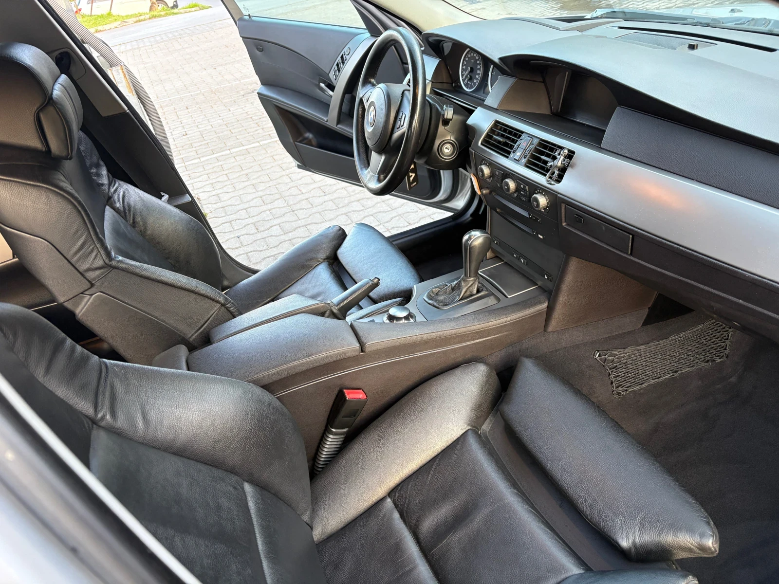 BMW 530 530d, снимка 15 - Автомобили и джипове - 54175398