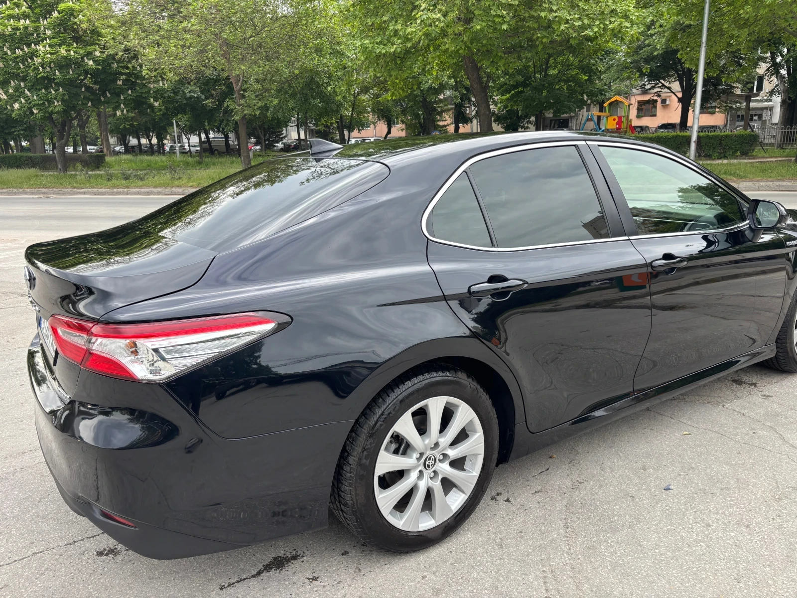 Toyota Camry 2.5, Hibrid, Dynamic, Navi | Mobile.bg � ����������� 7