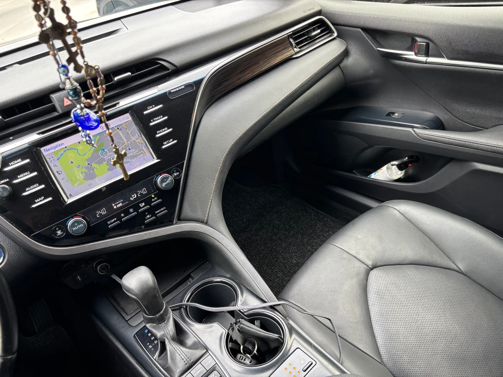 Toyota Camry 2.5, Hibrid, Dynamic, Navi | Mobile.bg � ����������� 17