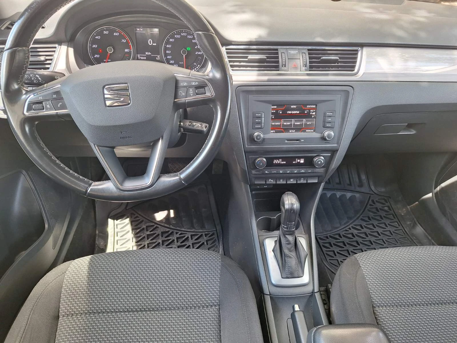 Seat Toledo IV 1.4 TSI, снимка 6 - Автомобили и джипове - 54979843