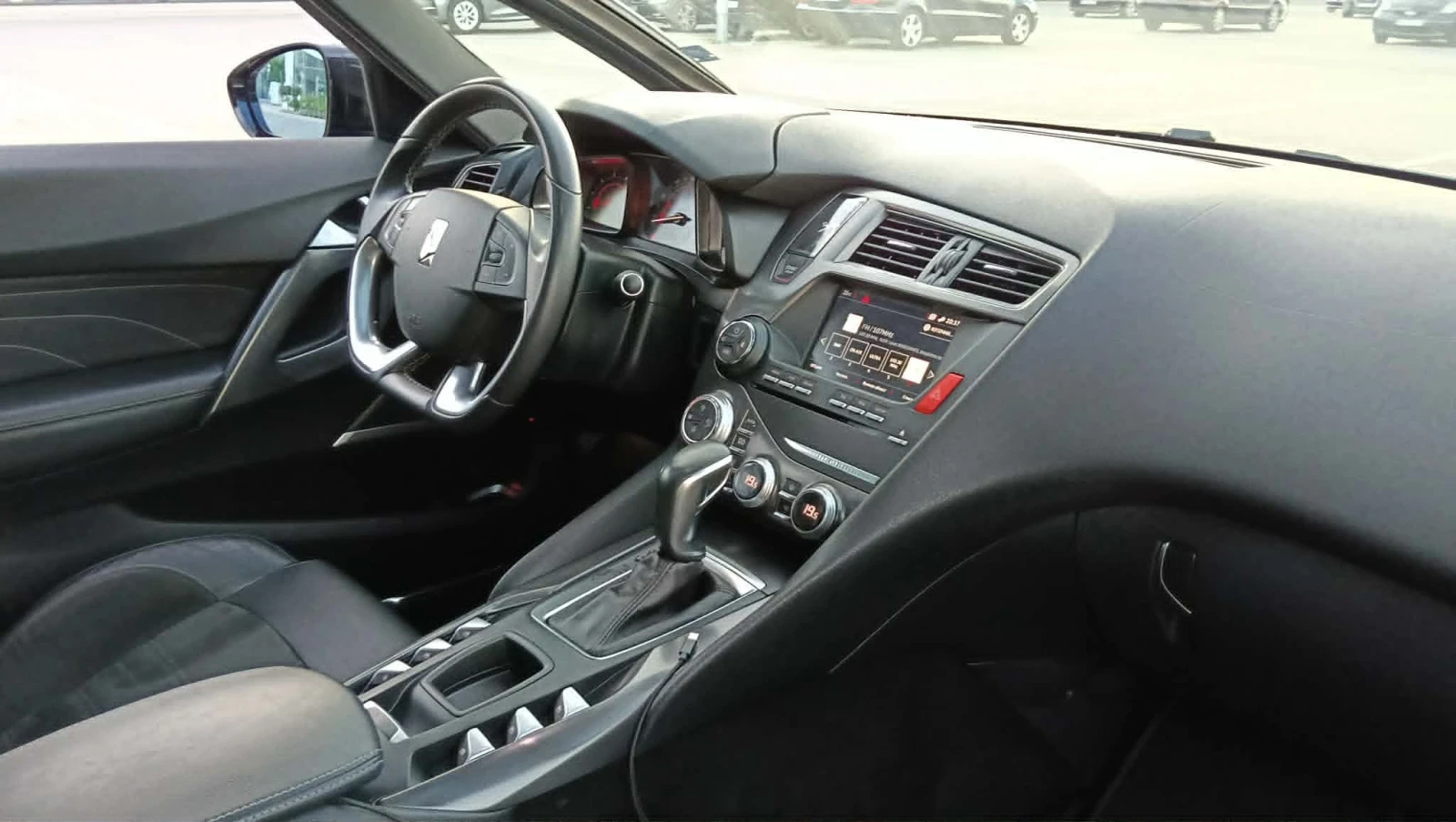 Citroen DS5 2.0 Blue HDI 180 к.с, снимка 8 - Автомобили и джипове - 55238391