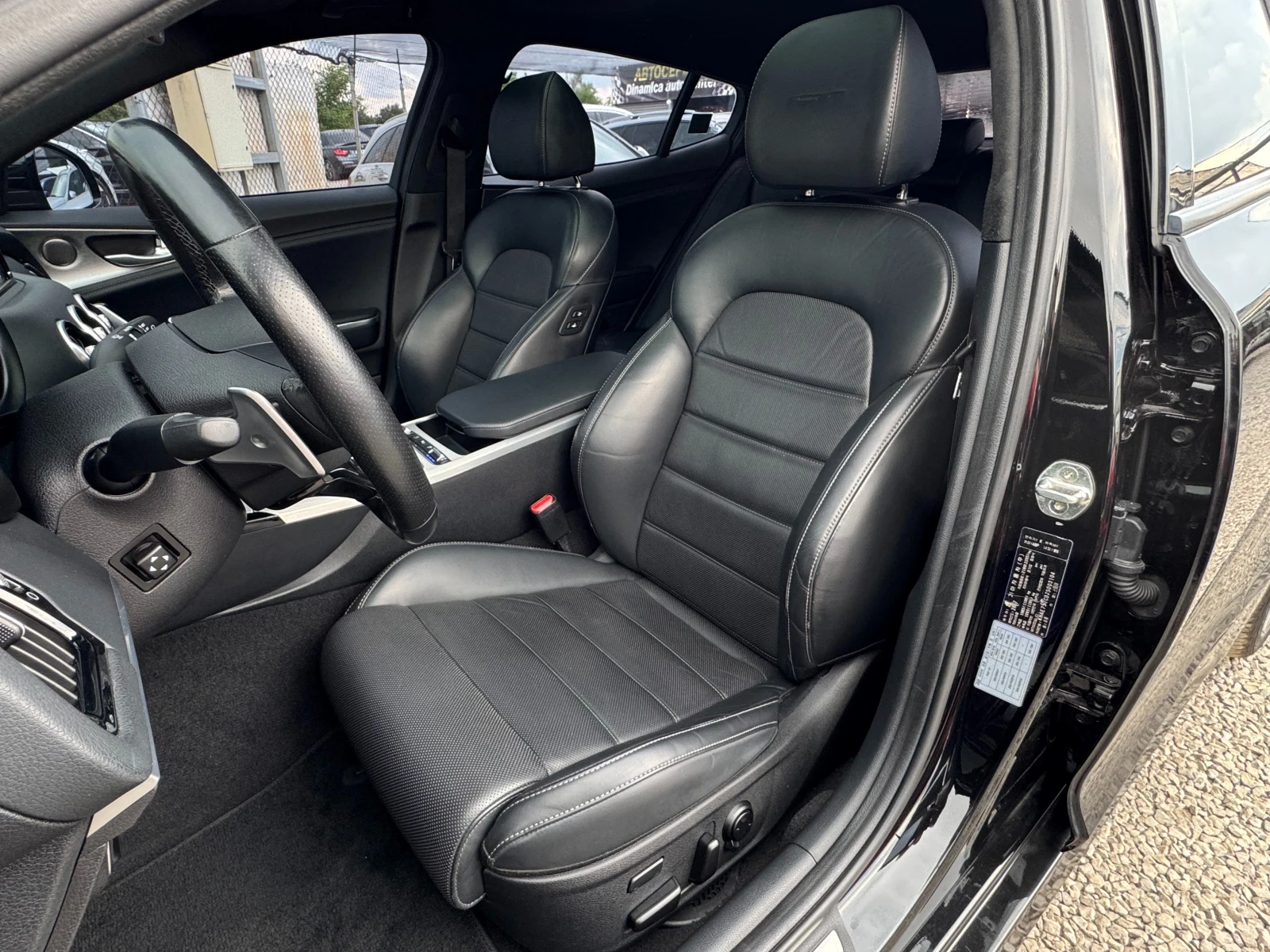 Kia Stinger 3.3 Turbo AWD ! GT !, снимка 7 - Автомобили и джипове - 55325782