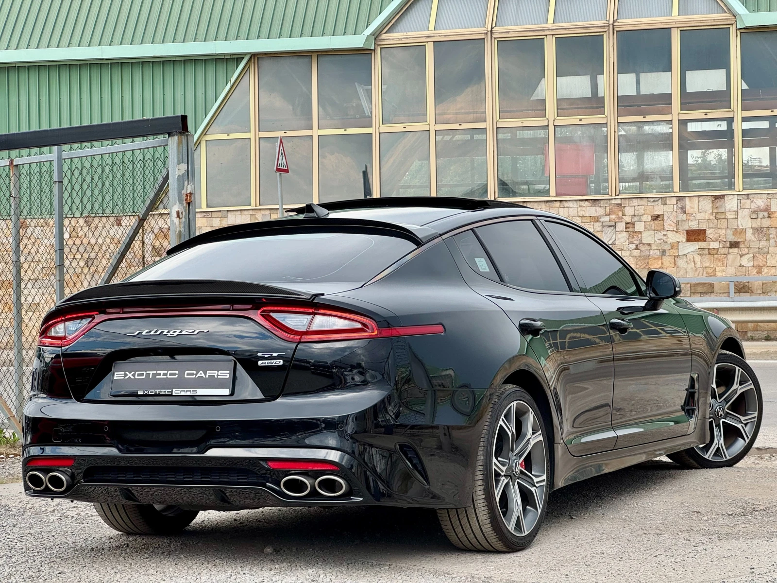 Kia Stinger 3.3 Turbo AWD ! GT !, снимка 4 - Автомобили и джипове - 55325782