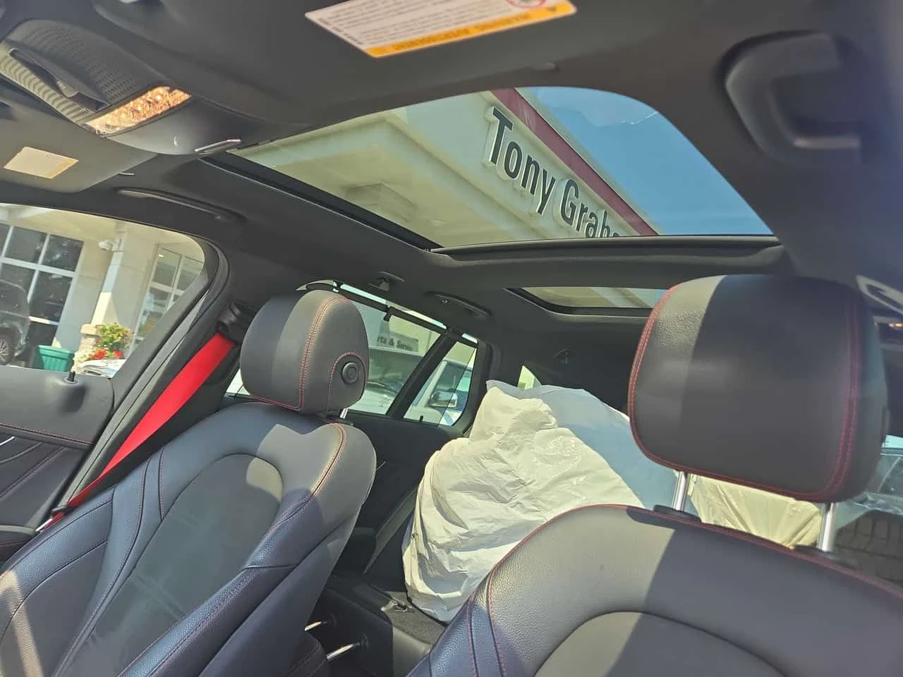 Mercedes-Benz C 43 AMG * АВТОКРЕДИТ БЕЗ ПЪРВОНАЧАЛНА ВНОСКА* , снимка 15 - Автомобили и джипове - 55552028
