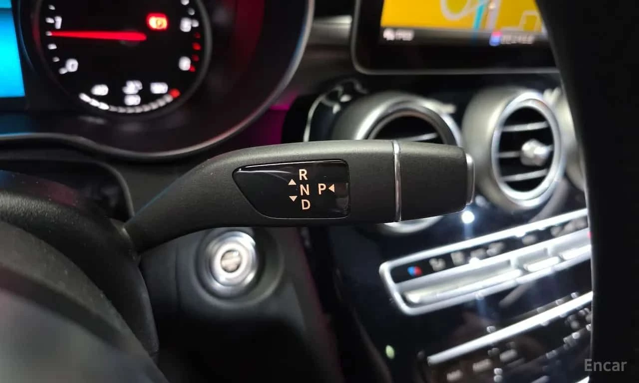 Mercedes-Benz C 220 Facelift 4MATIC Coupe, снимка 9 - Автомобили и джипове - 55707596