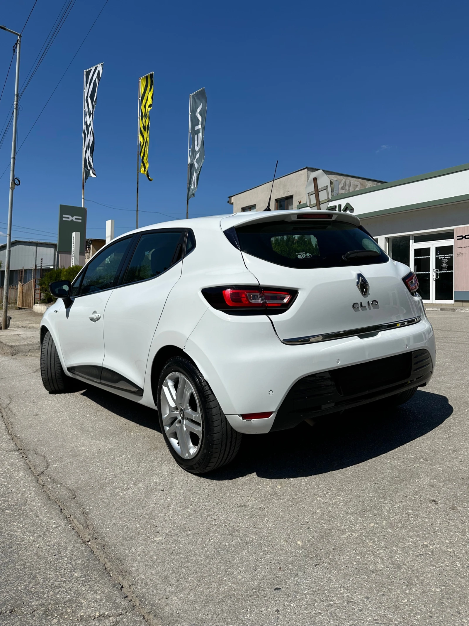 Renault Clio FULL LED + Camera + Navi + Premium Audio | Mobile.bg � ����������� 2