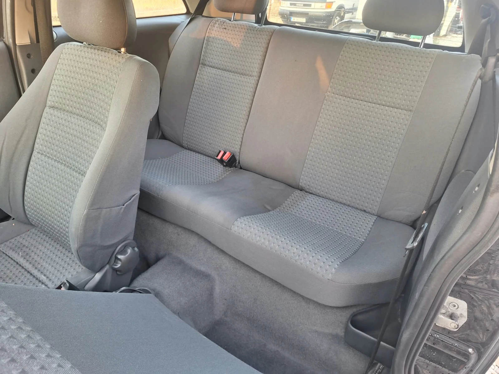 Opel Corsa 1.2i , снимка 11 - Автомобили и джипове - 56233931