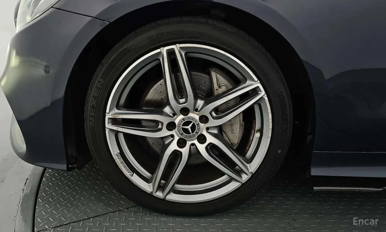 Mercedes-Benz E 220 d Coupe * �������� * HUD * Keyless * ���� �� �� *  | Mobile.bg � ����������� 5