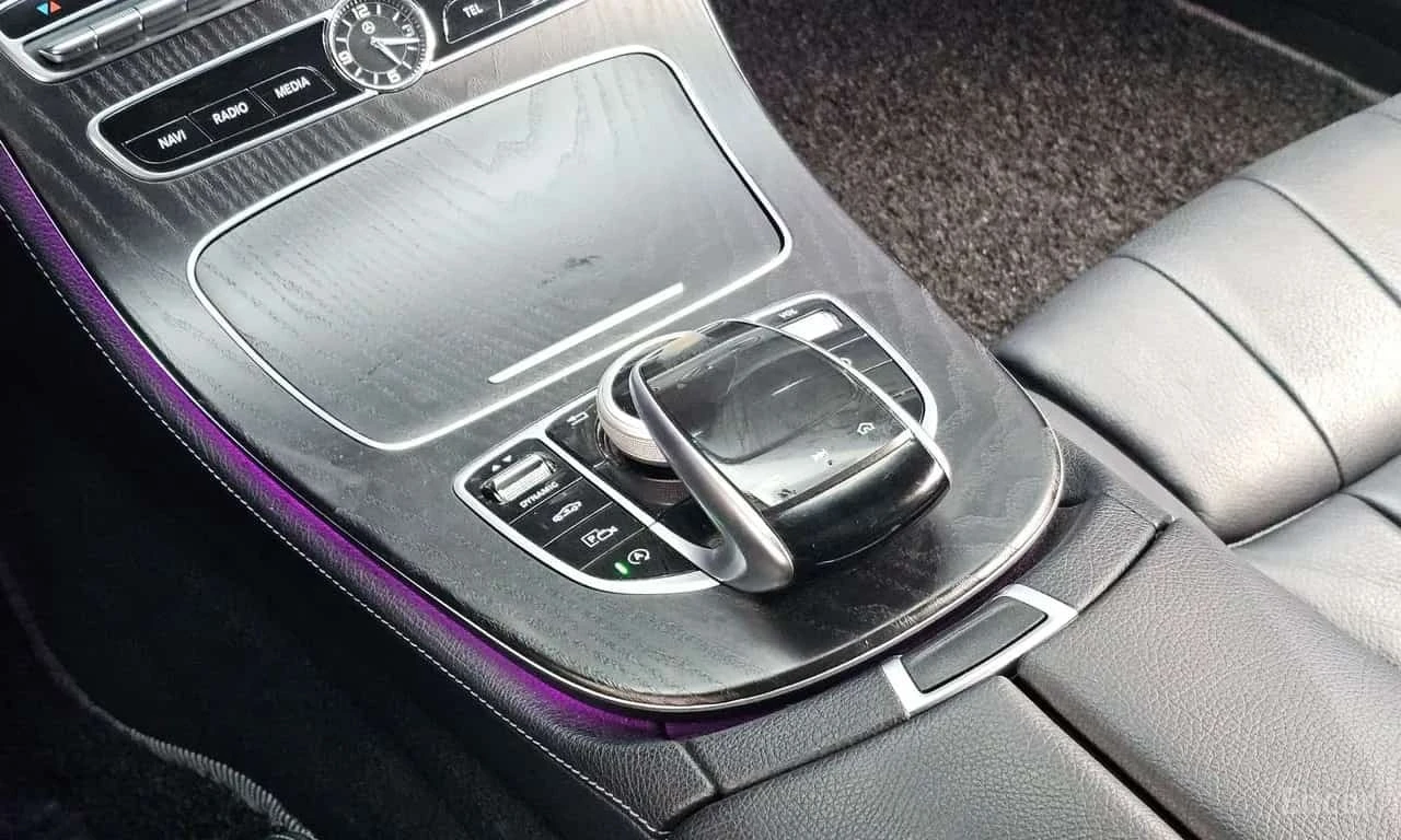 Mercedes-Benz E 220 d Coupe * �������� * HUD * Keyless * ���� �� �� *  | Mobile.bg � ����������� 9