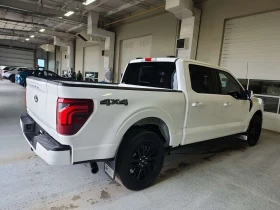 Ford F150 PLATINUM CREW CAB SHORT BED| ПАНО| 2 КЛЮЧА| CARFAX, снимка 3