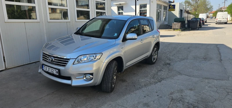 Toyota Rav4 2.2, снимка 1 - Автомобили и джипове - 48565180