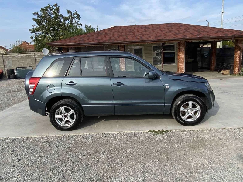 Suzuki Grand vitara 1.9 DDiS * 4х4* КЛИМА * НОВ ВНОС* , снимка 4 - Автомобили и джипове - 49401632