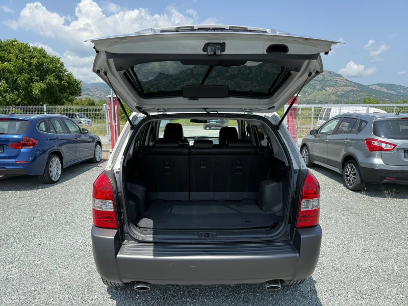 Hyundai Tucson (KATO НОВА)^(4x4), снимка 13 - Автомобили и джипове - 50583179