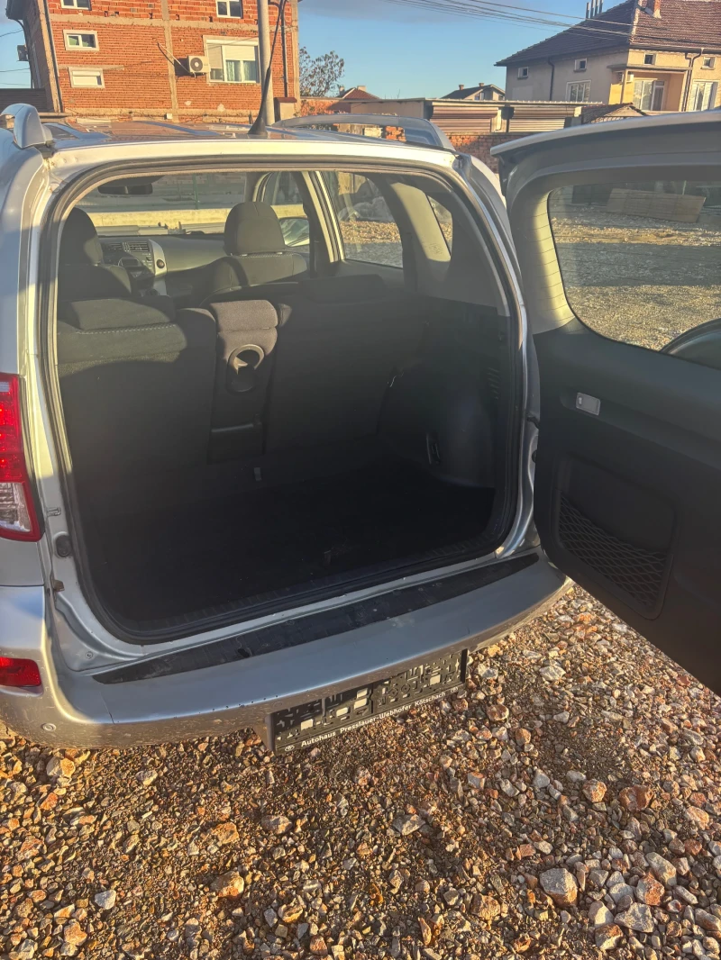 Toyota Rav4, снимка 13 - Автомобили и джипове - 52615785