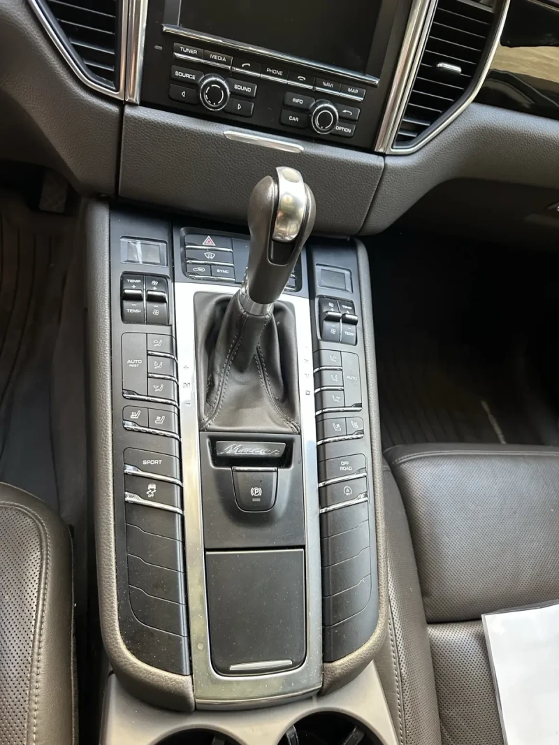 Porsche Macan S, снимка 9 - Автомобили и джипове - 52598017