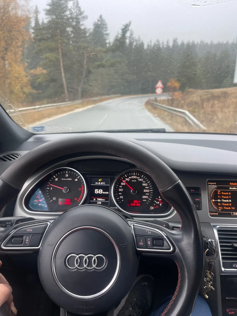 Audi Q7, снимка 8 - Автомобили и джипове - 52928832