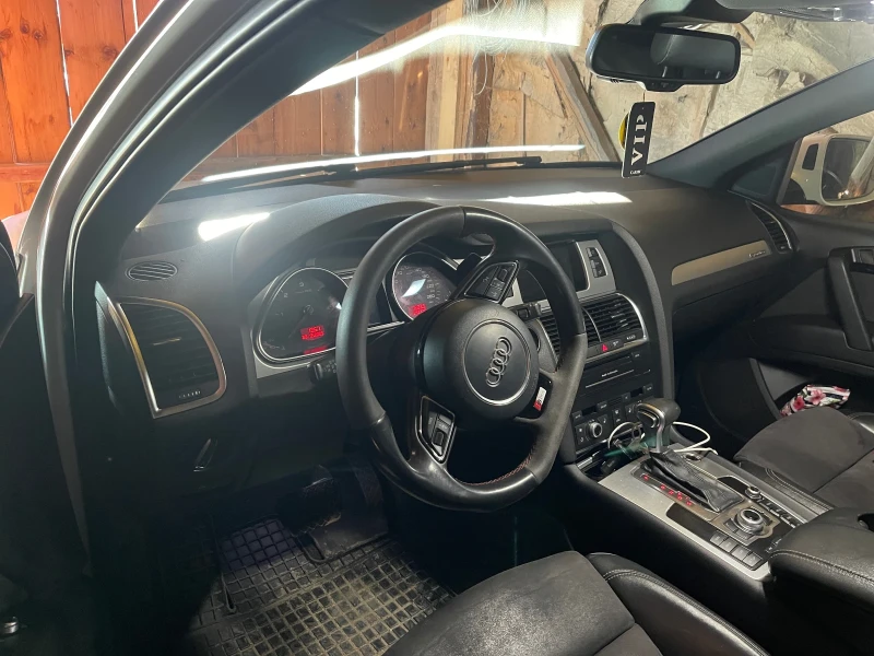 Audi Q7, снимка 7 - Автомобили и джипове - 52928832