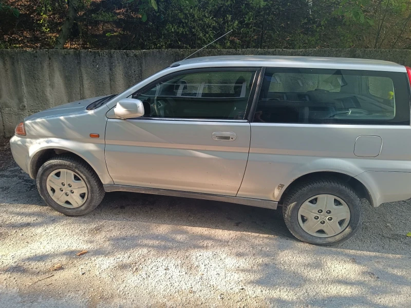 Honda Hr-v 1.6, снимка 14 - Автомобили и джипове - 53113592