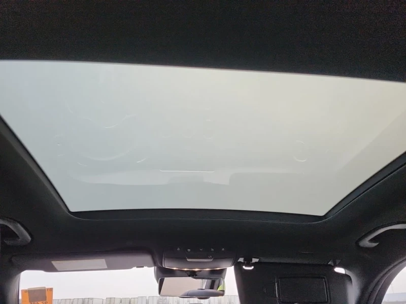 Mercedes-Benz GLC * 300 * CARFAX * ЦЕНА ДО БГ, снимка 16 - Автомобили и джипове - 53192921