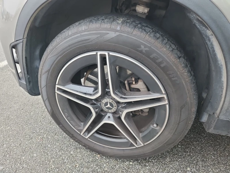 Mercedes-Benz GLC * 300 * CARFAX * ЦЕНА ДО БГ, снимка 8 - Автомобили и джипове - 53192921