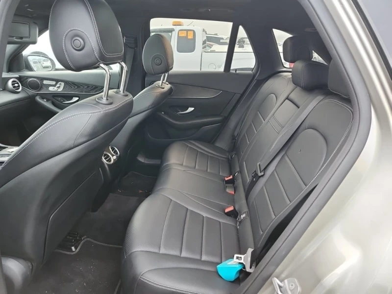 Mercedes-Benz GLC * 300 * CARFAX * ЦЕНА ДО БГ, снимка 14 - Автомобили и джипове - 53192921