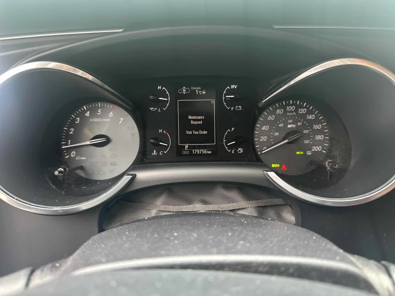 Toyota Sequoia Platinum * * Без Инциденти * * Сервизна История * , снимка 7 - Автомобили и джипове - 53579336