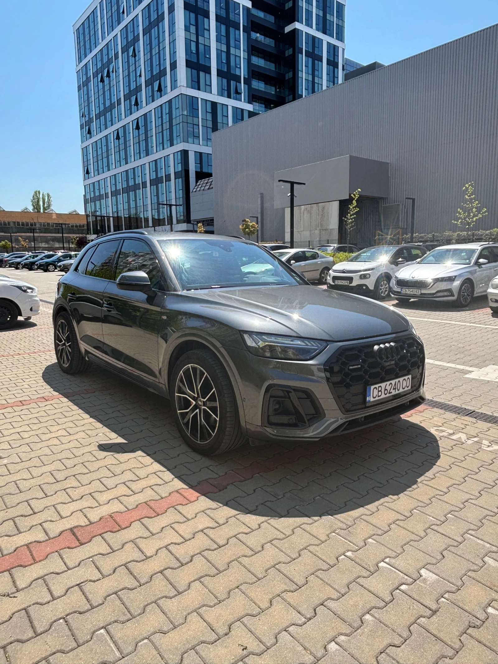 Audi Q5 S-line, Въздушно окачване, Matrix