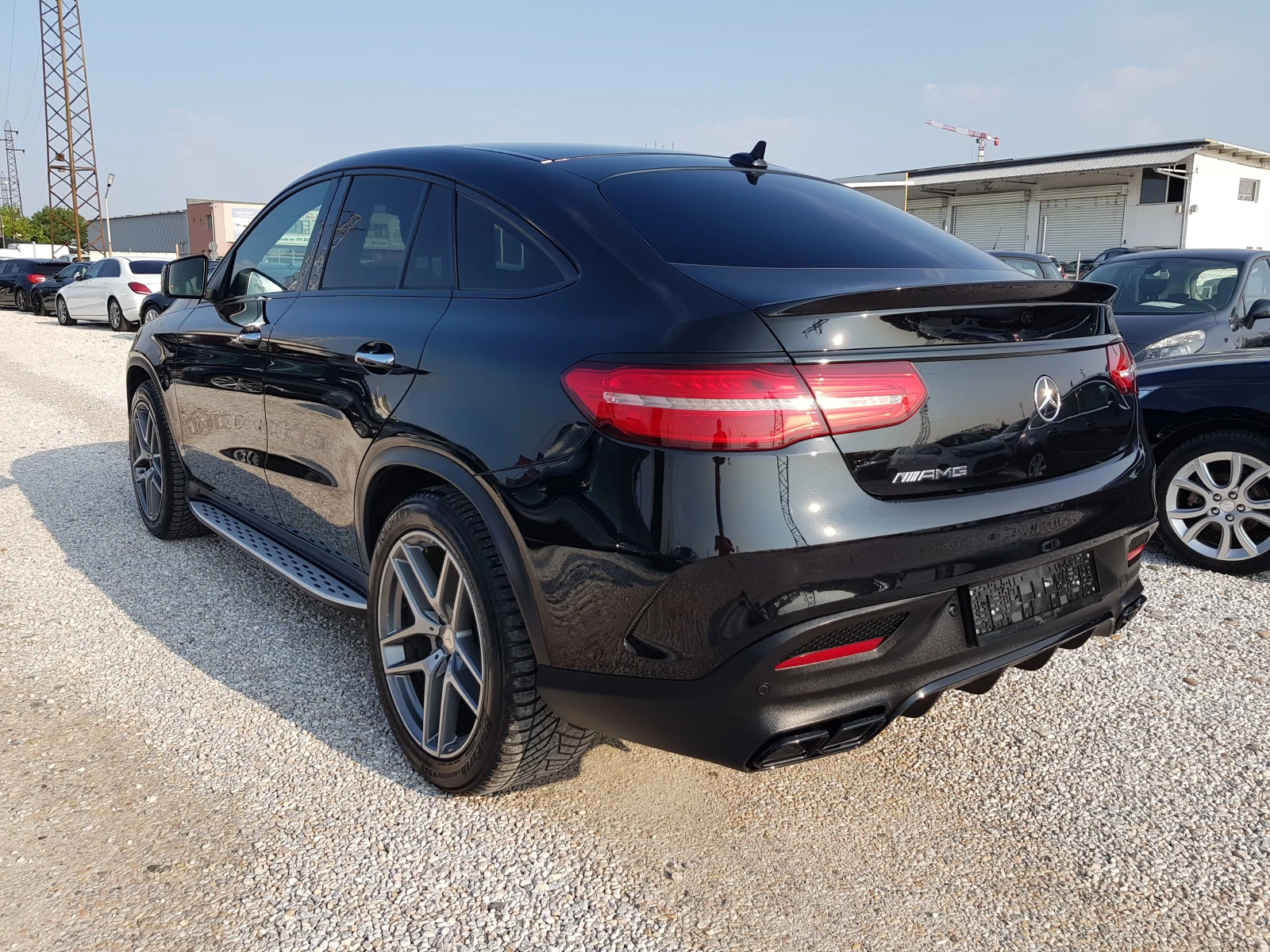 Mercedes-Benz GLE 350 AMG КЕЙ ЛЕС ДИСТРОНИК ВАКУМ ПОДГРЕВ ОБДУХВАНЕ 360* - изображение 7