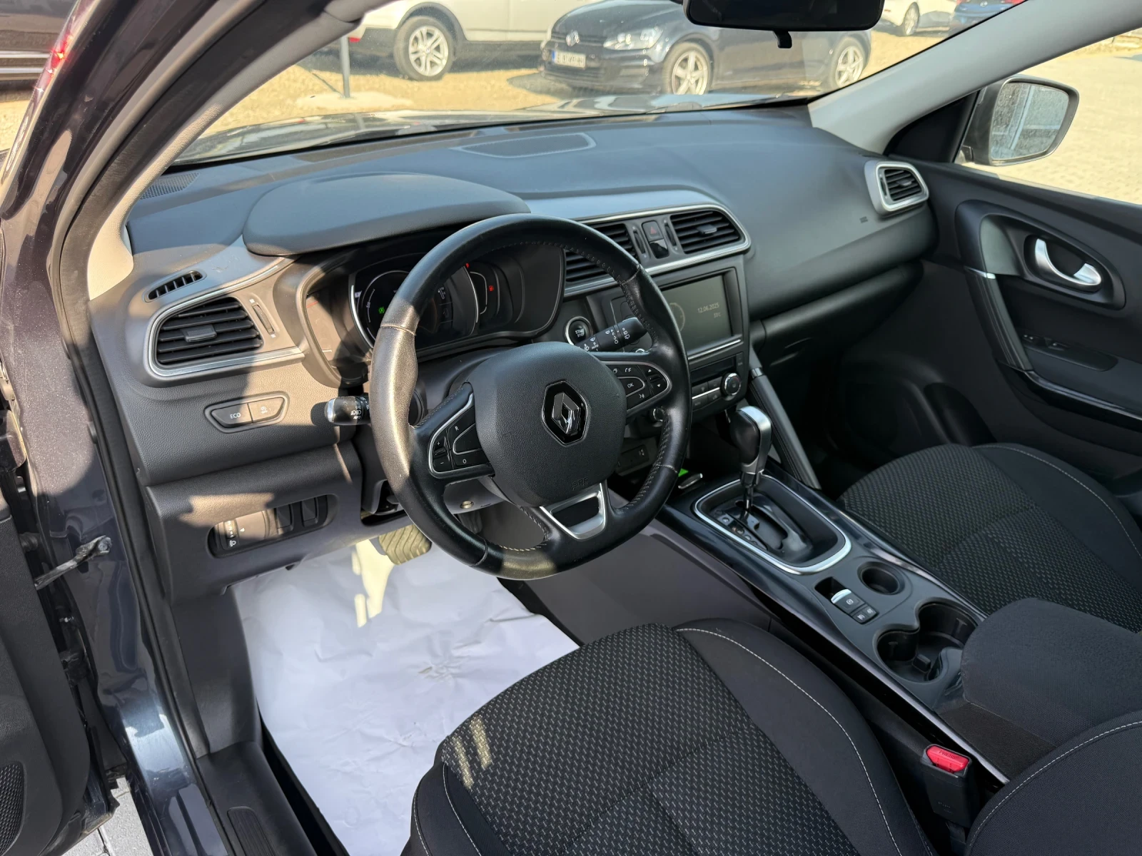 Renault Kadjar 1.2TCE NAVI 130hp LED - изображение 8