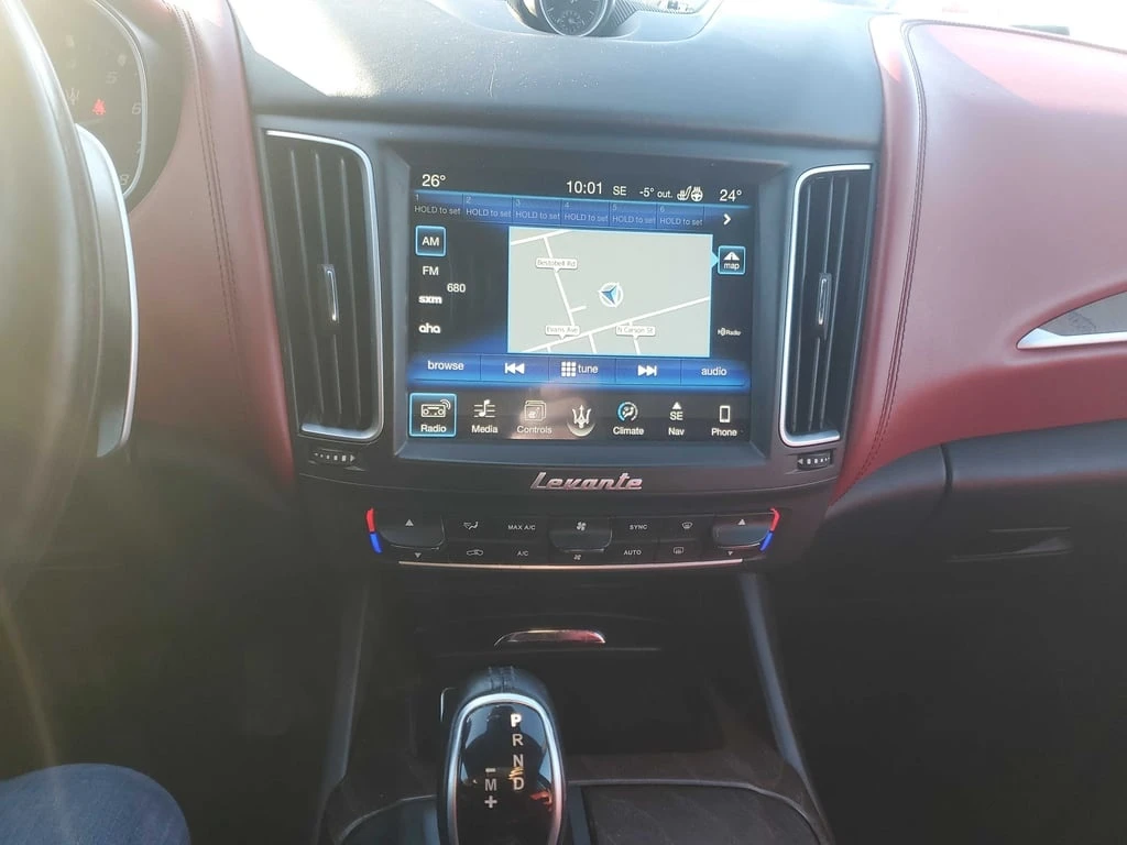 Maserati Levante * S * CARFAX * ЦЕНА ДО БГ - изображение 9