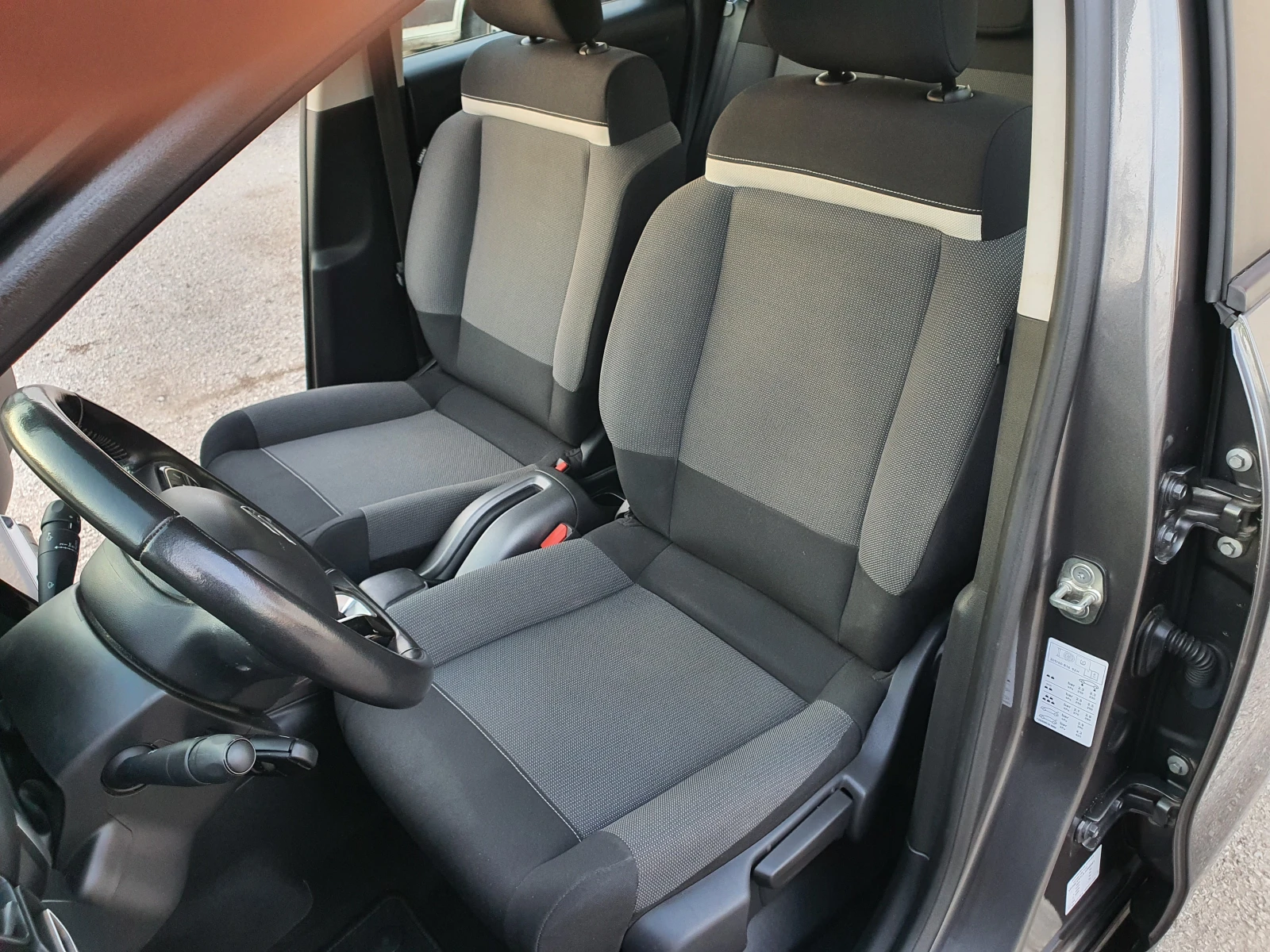 Citroen C3 Aircross 1, 5HDi - изображение 8