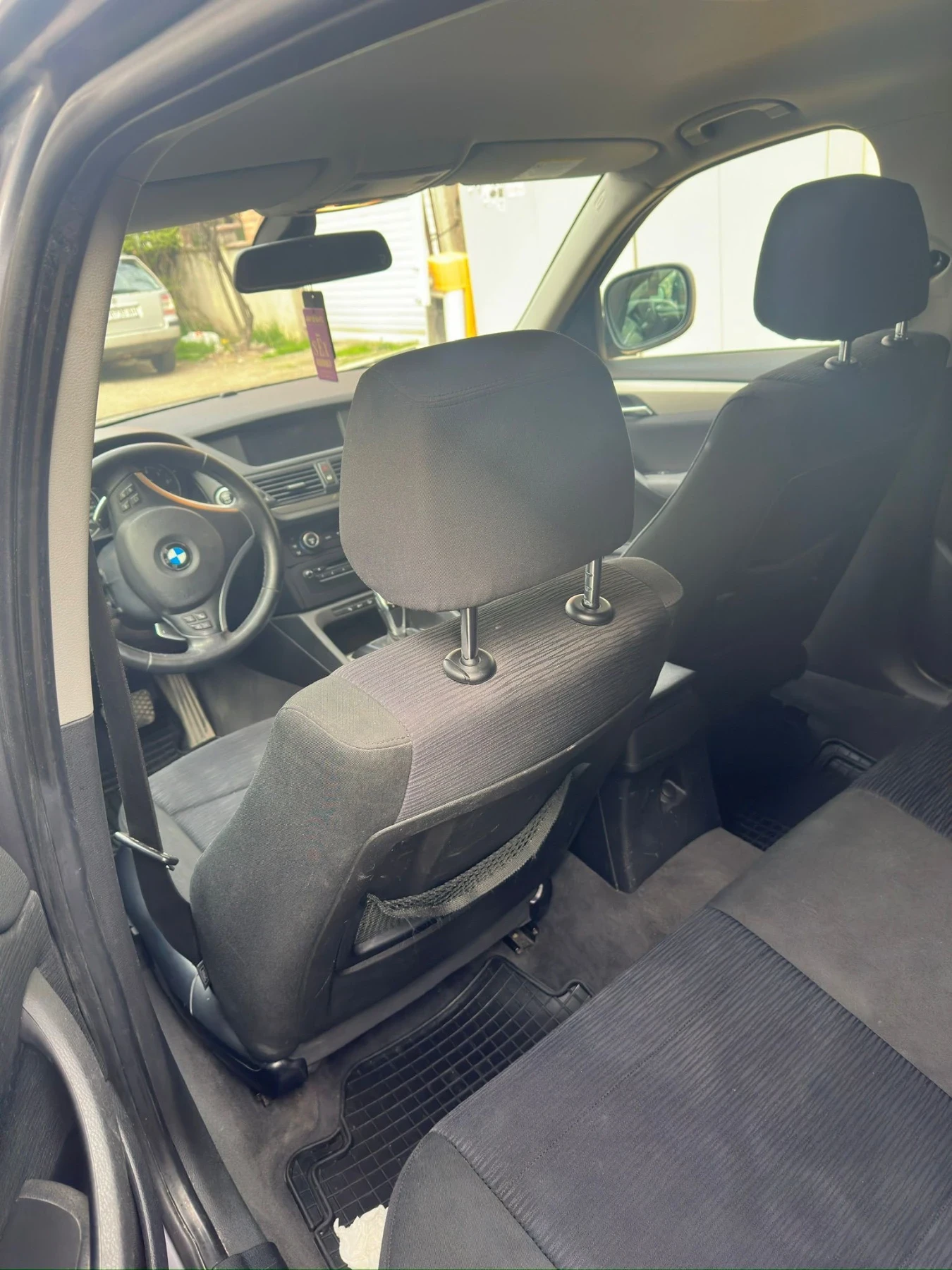 BMW X1, снимка 2 - Автомобили и джипове - 54186359