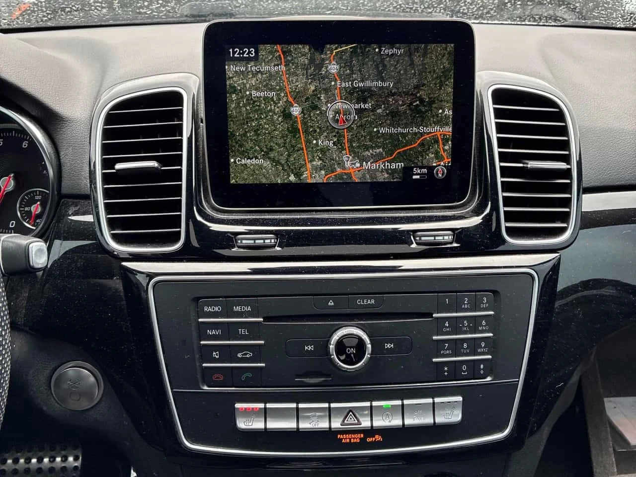 Mercedes-Benz GLE 400 4MATIC/360/ПАНОРАМА/ПОДГРЕВИ/АВТОФИНАНСИРАНЕ, снимка 9 - Автомобили и джипове - 54728758