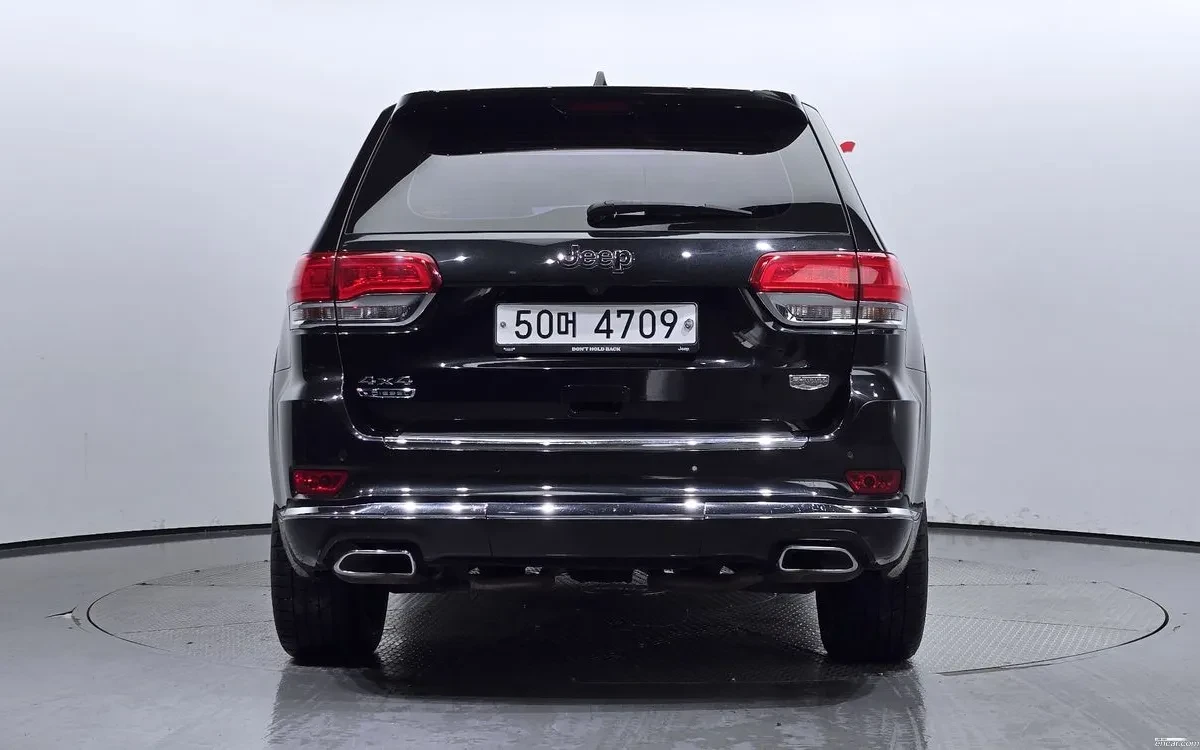 Jeep Grand cherokee 3.0 Diesel Summit, снимка 4 - Автомобили и джипове - 54820736