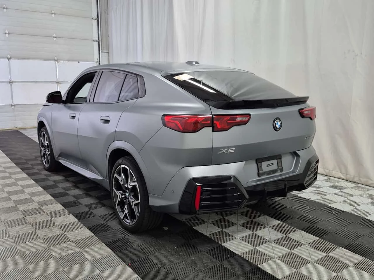 BMW X2 * XDRIVE28I * АВТОКРЕДИТ БЕЗ ПЪРВОНАЧАЛНА ВНОСКА* , снимка 4 - Автомобили и джипове - 55595616