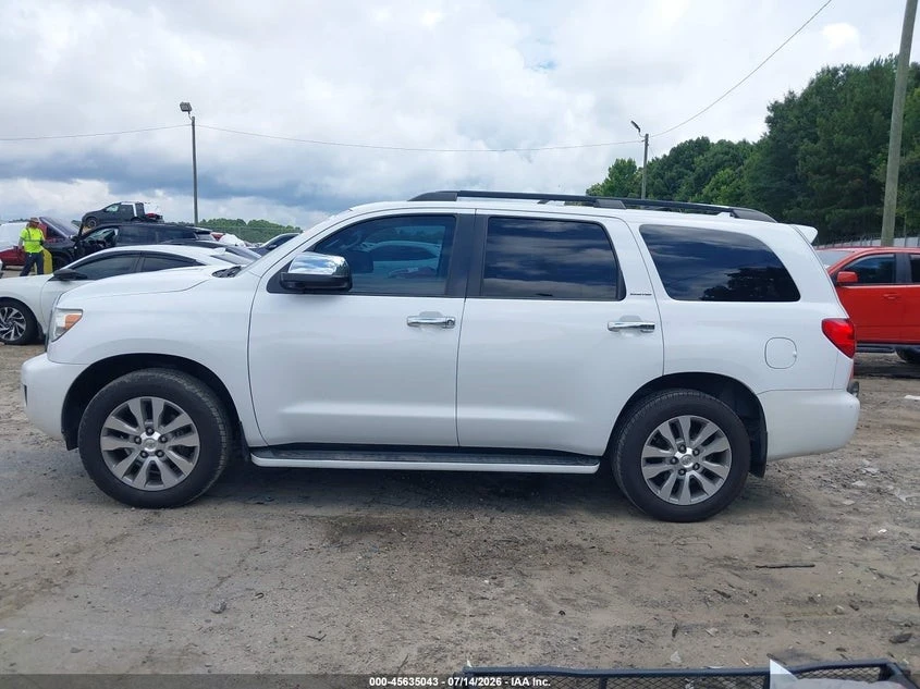 Toyota Sequoia * Limited* 5.7L* V8* ПАНО* KEYLESS* Camera* ПОДГРЕ, снимка 13 - Автомобили и джипове - 55654672