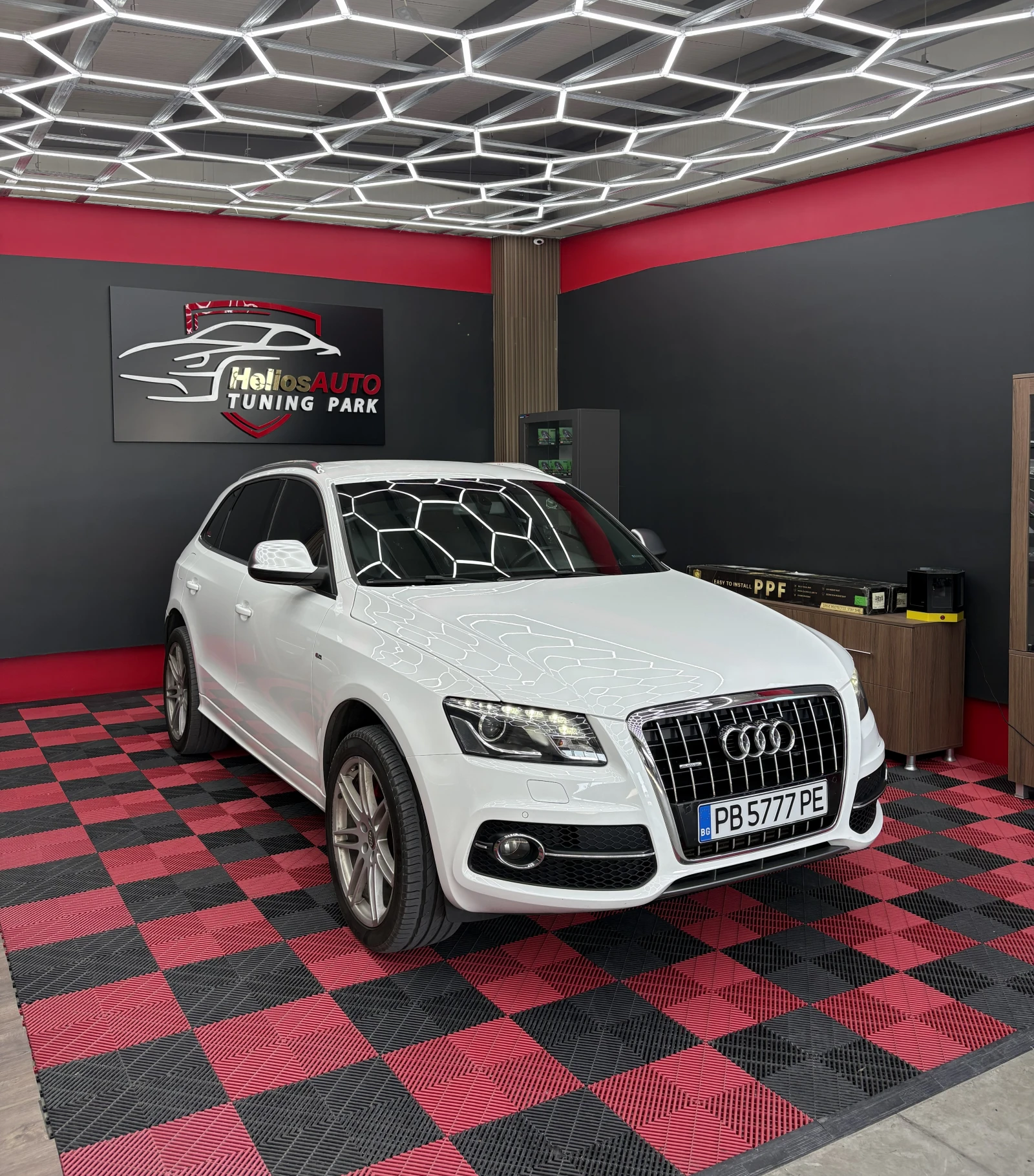 Audi Q5 3.0TDI S/BO/AMBIENT/CARPLAY